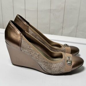 Anne Klein Sport Metallic Snakeskin Print Wedges Chic Preppy Sporty Glam Shoe 8M